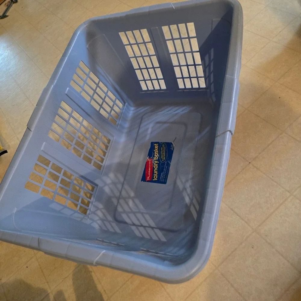 Rubbermaid Laundry Basket 1.5  Rectangular Blue Vintage Ventilated USA 2965